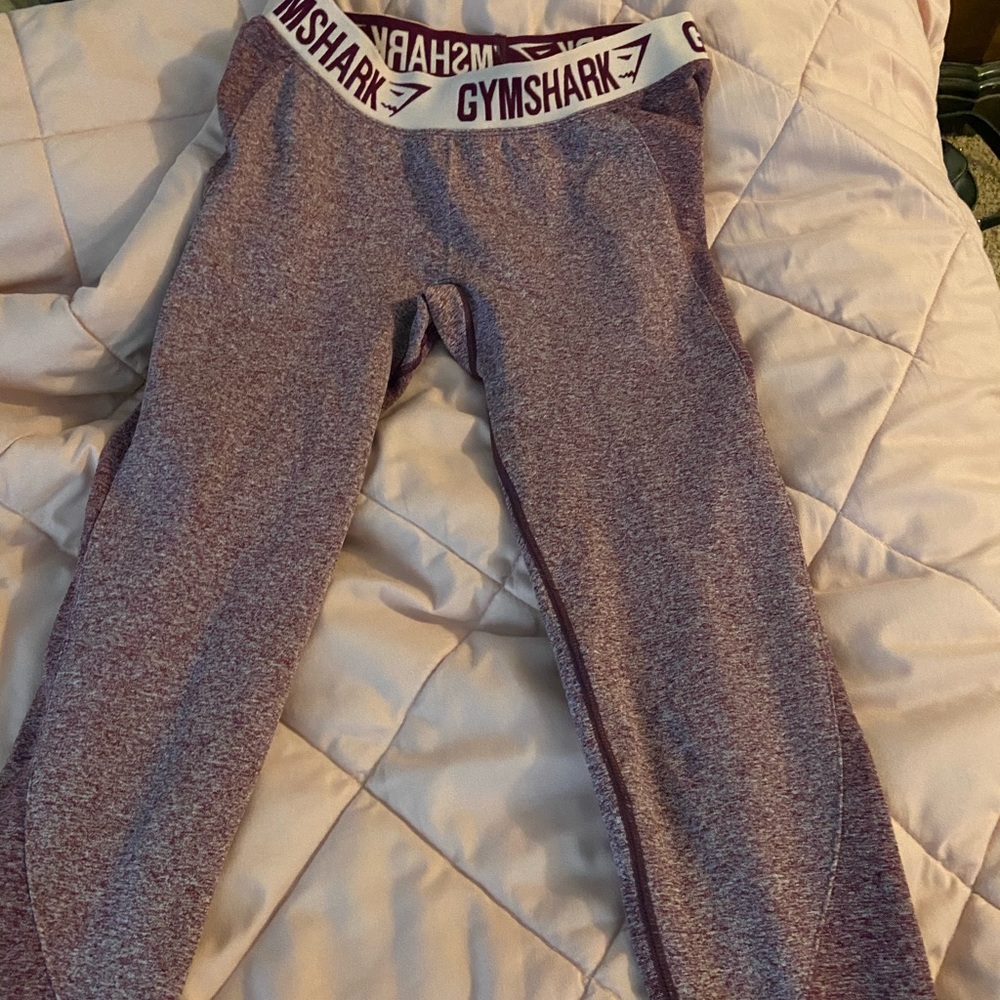 Blush pink gymshark leggings